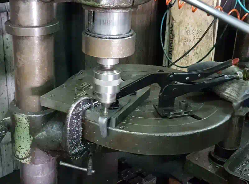 photo du produit de la pince de montage de table